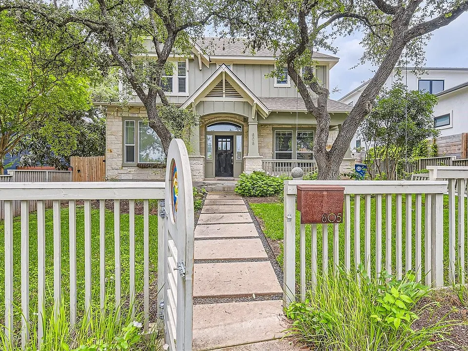805 W Mary St