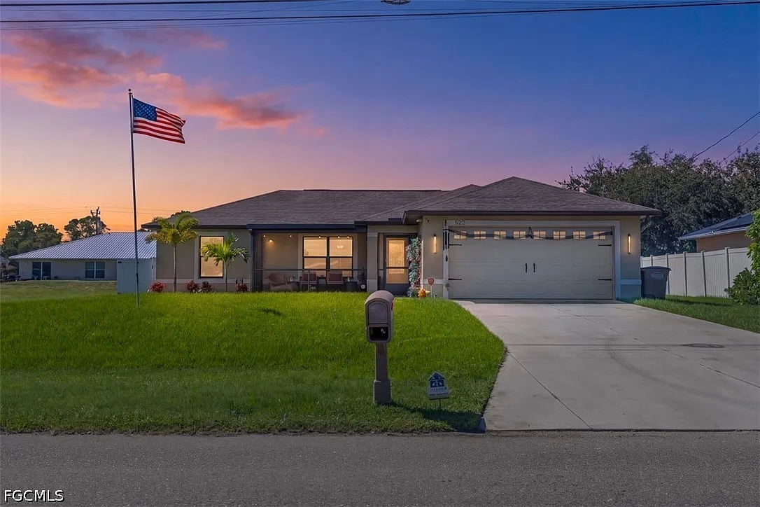 3 bed, 2.0 bath, 1277 sqft, $2,400 — Photo 1