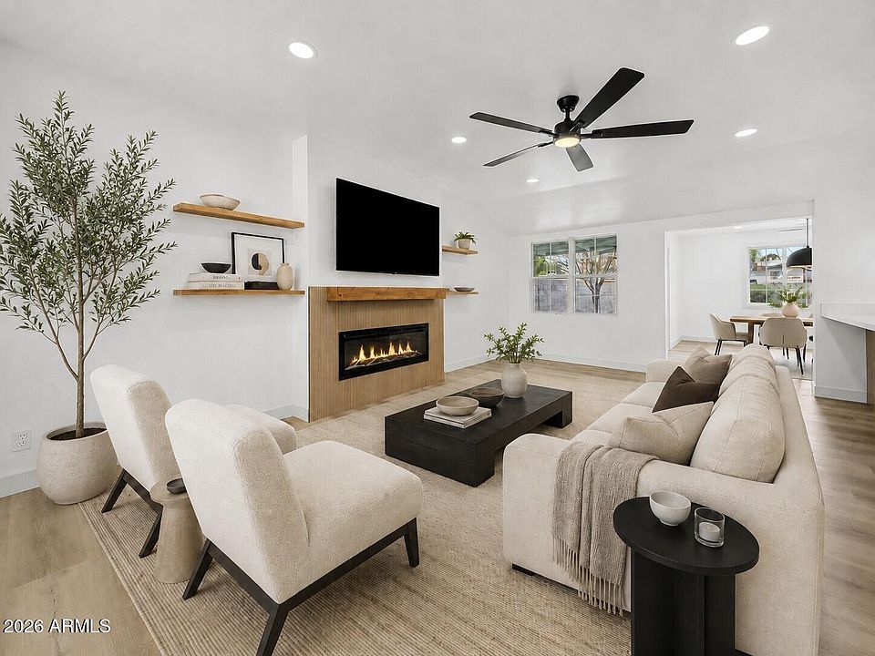 1st image of 5712 W ORANGEWOOD Avenue