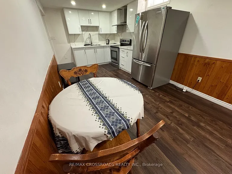 14 Romano Cres #LOWER — Photo 6