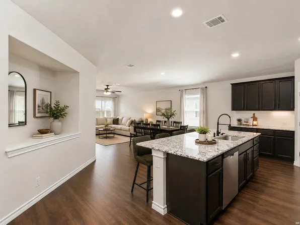 808 Red River, Cibolo, TX 78108
