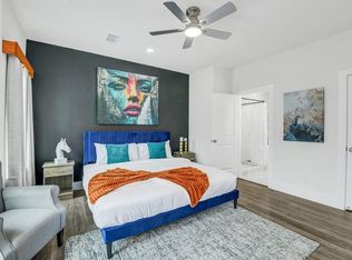 6719 Saint Augustine St, Houston, TX 77021