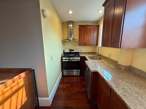 2997 Washington St #2 Photo 1