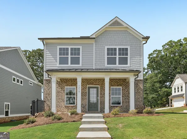 5218 Trace View Dr, Flowery Branch, GA 30542