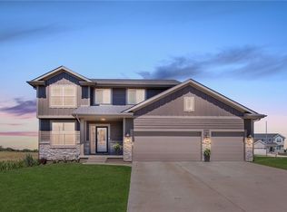 831 Kendall Dr SW, Altoona, IA 50009