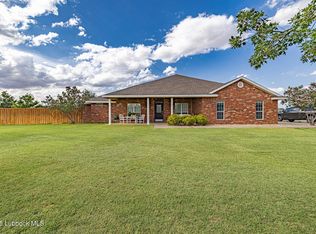 8114 County Road 7610, Wolfforth, TX 79382