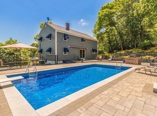 20 Juniper St, Ipswich, MA 01938