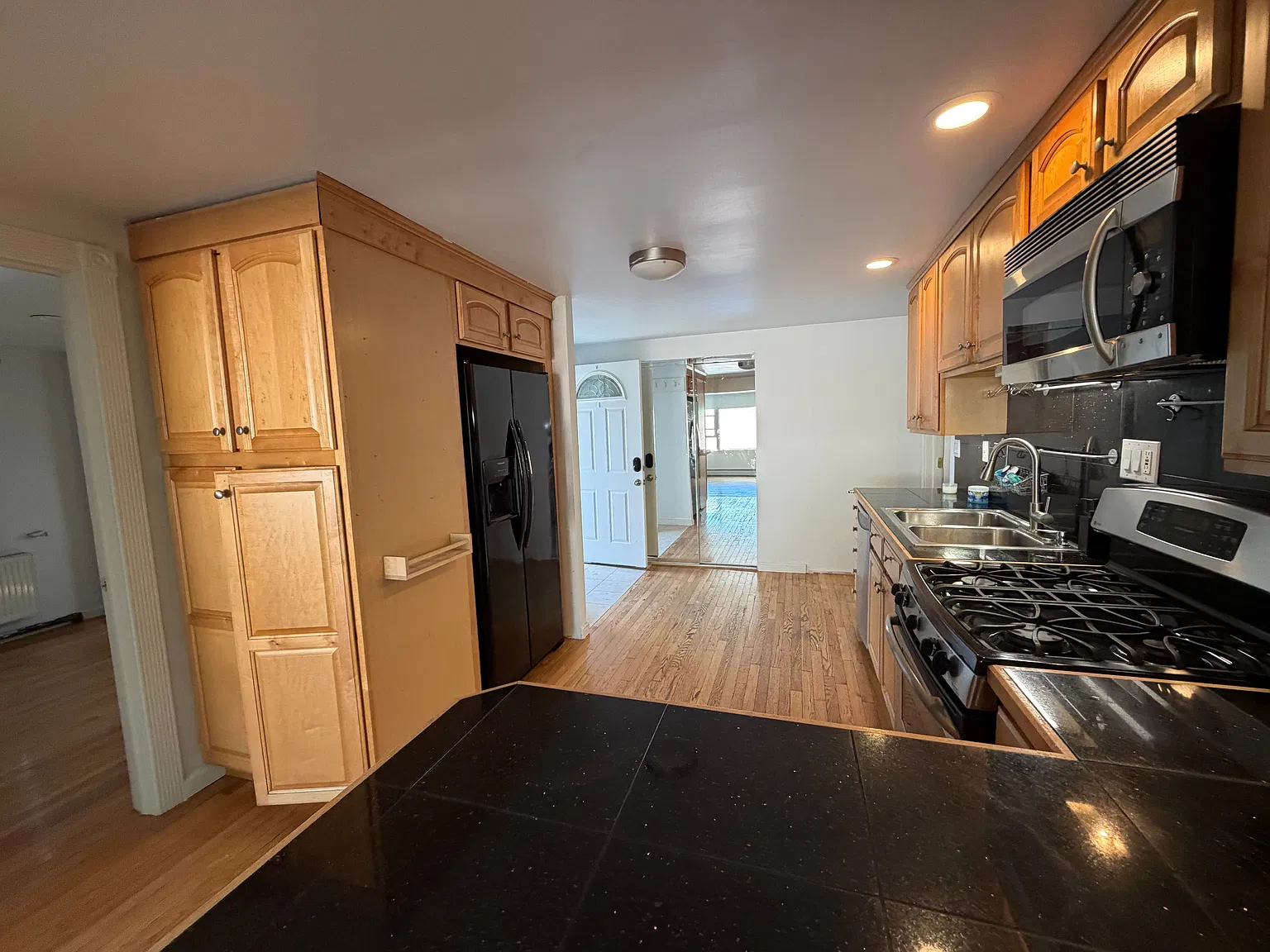 Spacious 2 BR First-Floor Apartment | Utilities included. — Photo 2