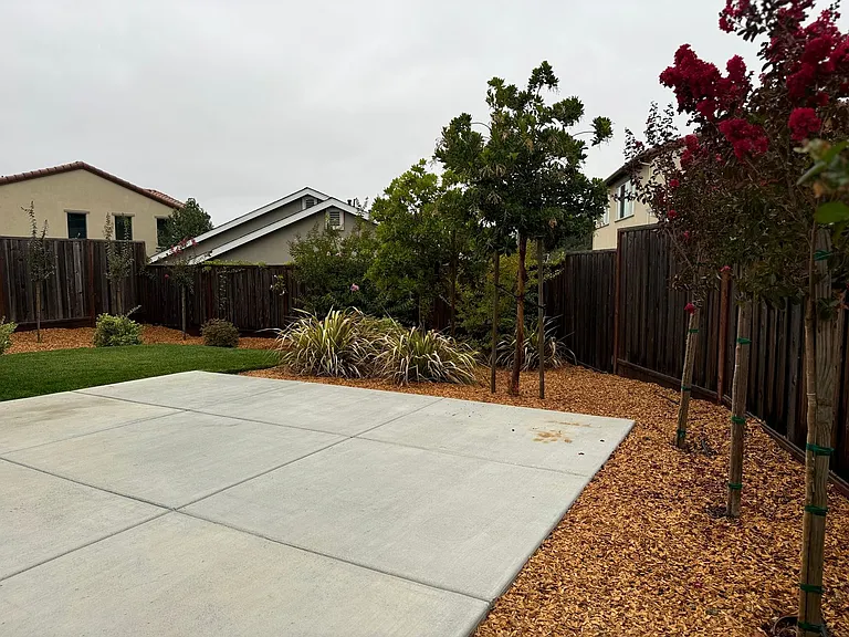 1845 Palisades Dr — Photo 27