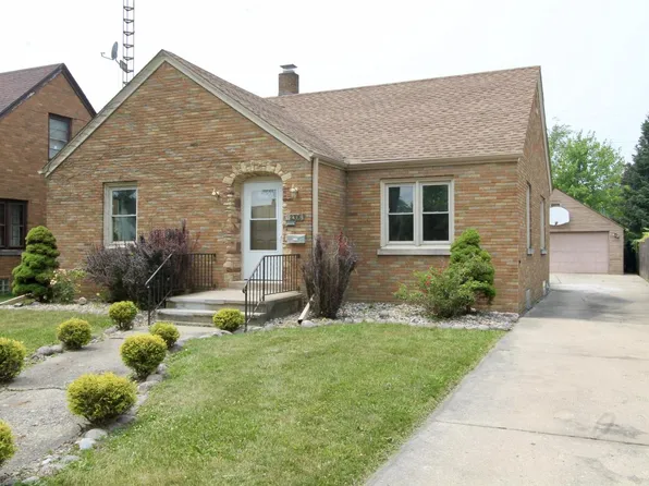 2306 Lincoln ROAD, Kenosha, WI 53143