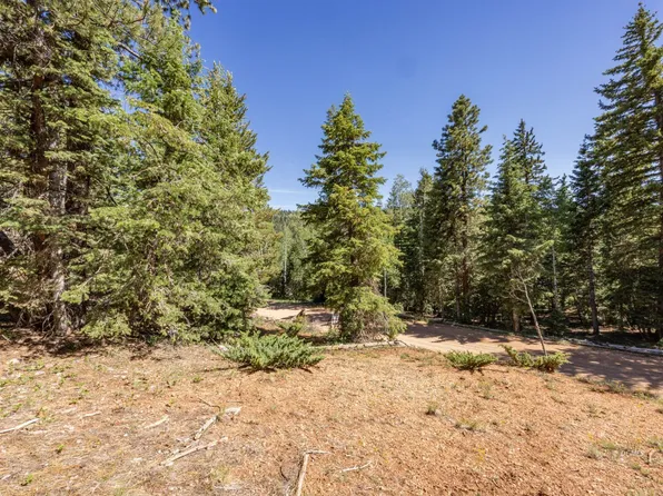 1060 W Doe Trl, Alton, UT 84710