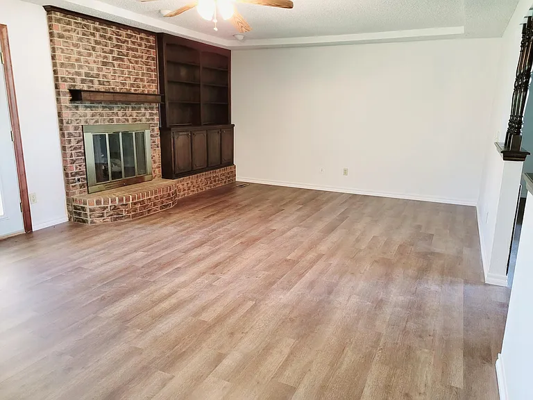 4909 Washington Sq — Photo 10