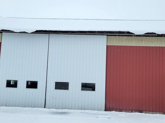 3rd image of 1044 Martinson Rd