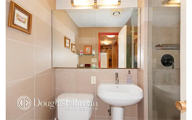 Sold by Douglas Elliman | media 15