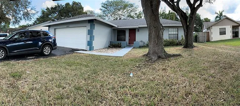 12900 SW 13th Mnr #12900 — Photo 6