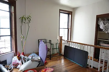 Rented by Rennit Inc.