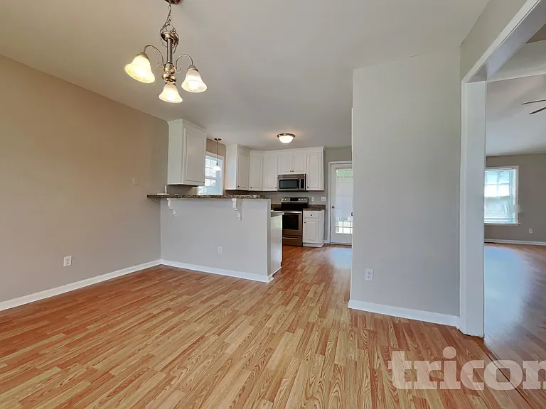 51 Bear Oak Dr — Photo 4