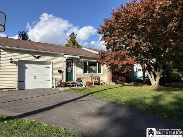 22 Widrig Ave, Jamestown, NY 14701