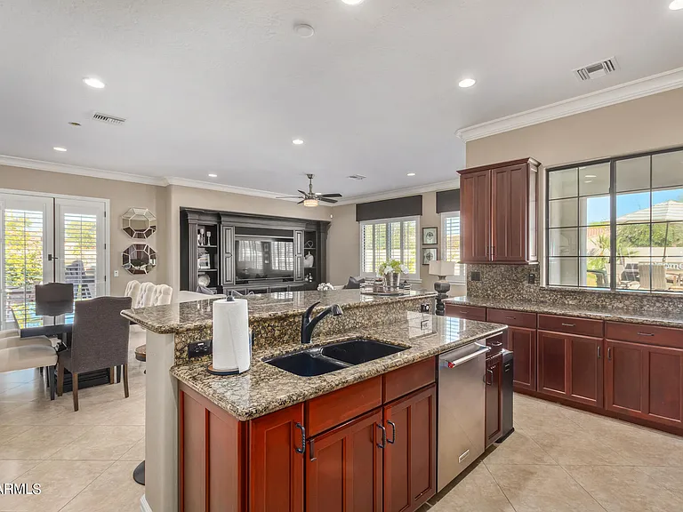 885 W Palo Brea Dr — Photo 25