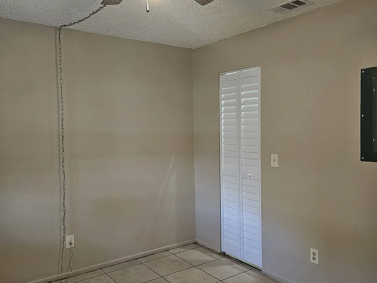 3137 Huron Ave #B — Photo 18
