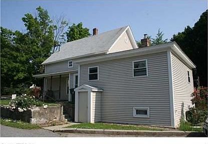 2nd image of 443 Jackson St