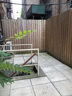 Rented by ROUND CUBE GROUP LLC | media 10