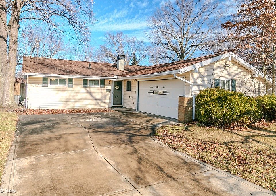 1st image of 7641 Fern Dr