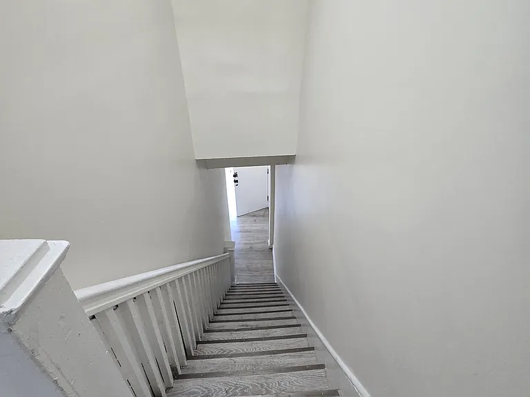 612 Richmond Rd #2 — Photo 26