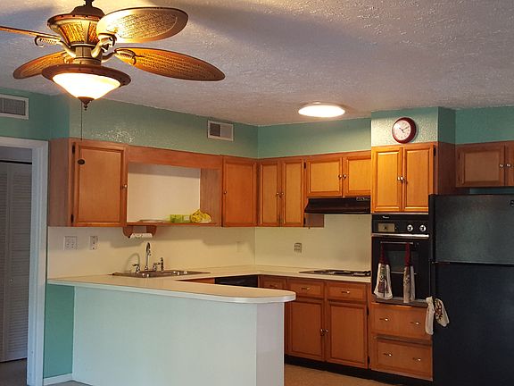 3rd image of 670 Timuquana Dr