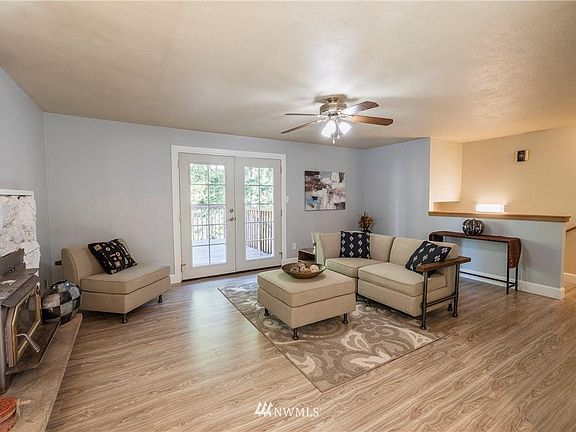 4th image of 2507 SE Lori Linda Ct