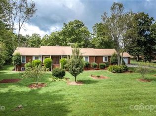 705 Garrou Ave SE, Valdese, NC 28690
