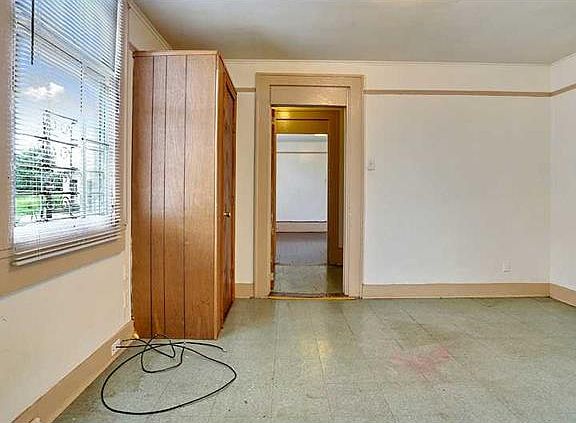 5th image of 1442-44 N Robertson St
