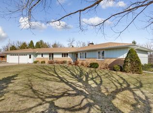 218 2nd St SE, Geneva, MN 56035