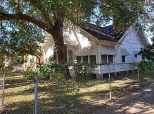 2147 5th St, Port Arthur, TX 77640