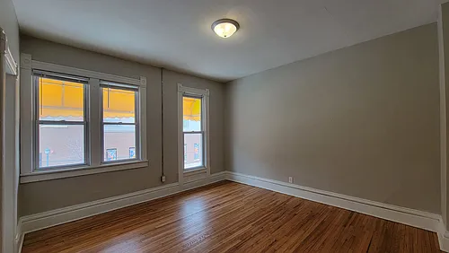 Vibrant Studio & 1-Bedroom Apartments in the Sought-After Whittier Neighborhood Photo 1