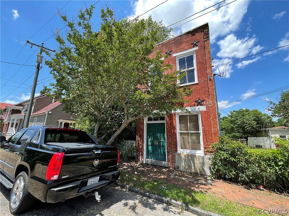 2nd image of 601 Grove Ave