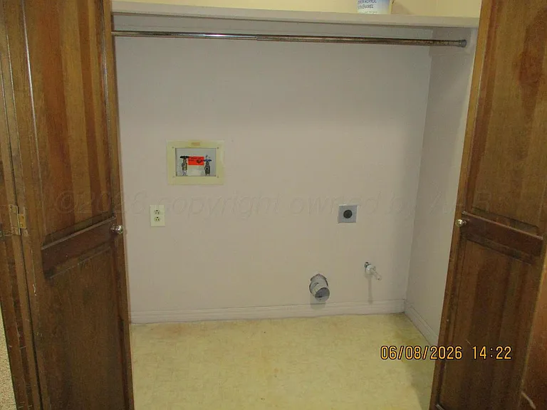 3417 Thornton Dr — Photo 9