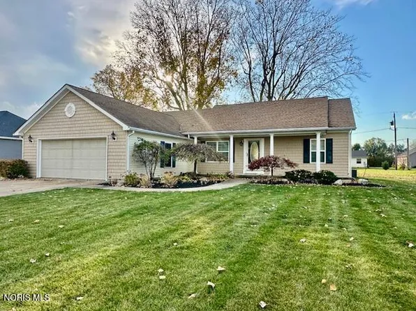 1780 S Anna Dr, Lakeside Marblehead, OH 43440