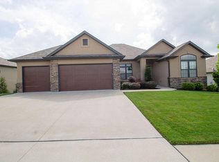 4707 Valhalla Ct, Columbia, MO 65203