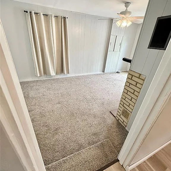 310 S 10th St — Photo 19