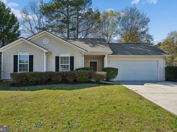 207 Johnny Ln, Dallas, GA 30132