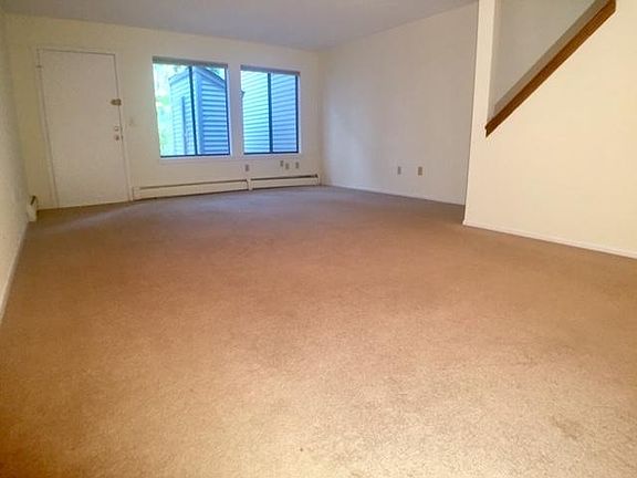 Dining area / living room