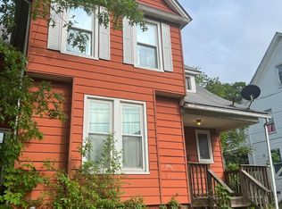 44 4th St, Meriden, CT 06451