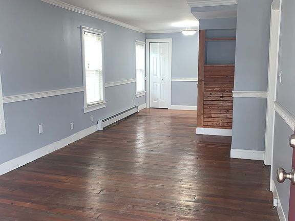 4th image of 54 Brainard Road