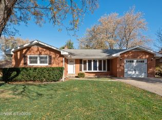 140 Sturtz St, Barrington, IL