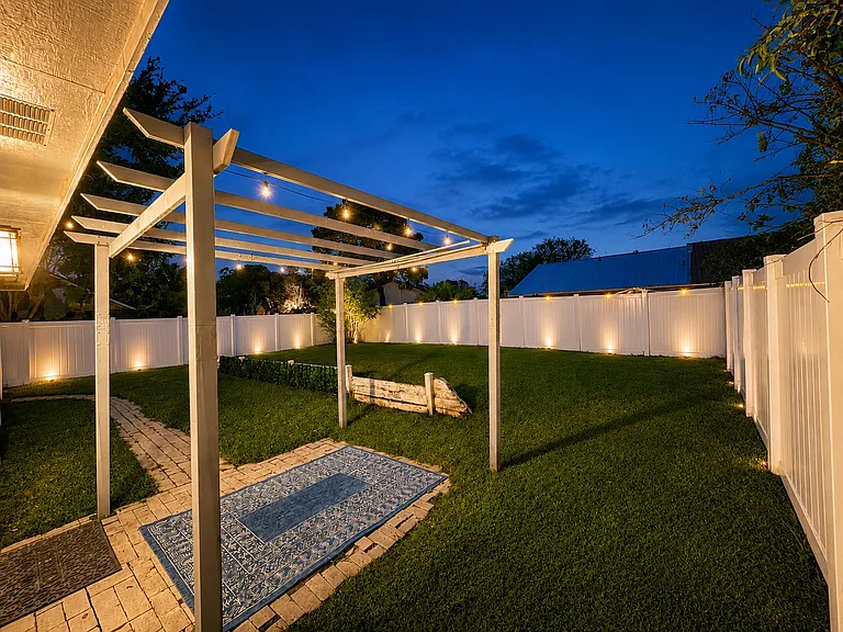 155 Rolando Ct — Photo 3