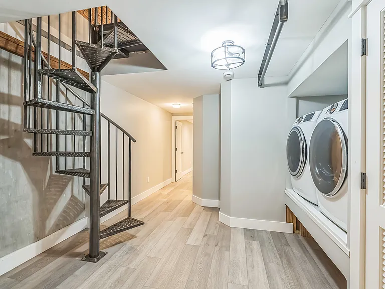 1845 E Cambria St #1 — Photo 19