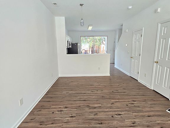 5th image of 1729 Grace Brook Rd