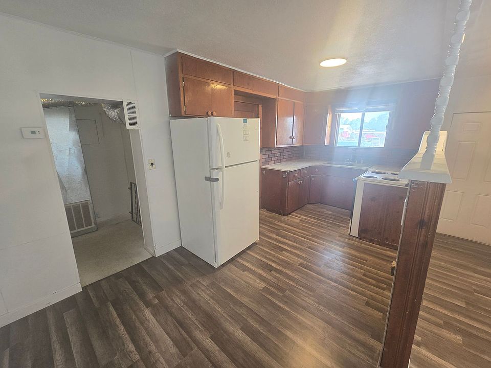 1st image of 400 Santa Fe Dr APT 12
