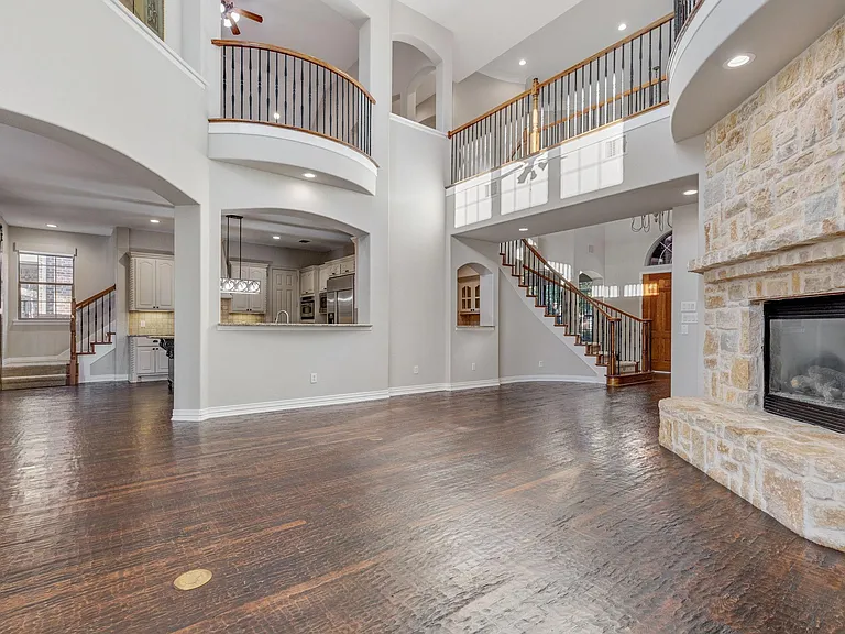 10229 Fire Ridge Dr — Photo 19
